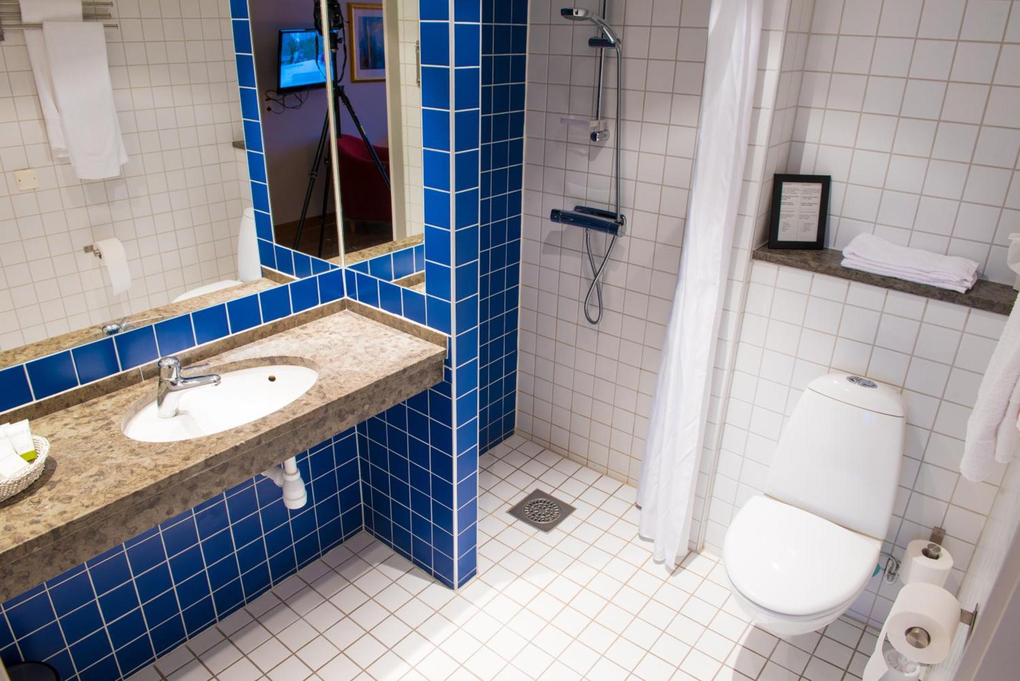Lumber & Karle Hotel Kvanum Phòng bức ảnh