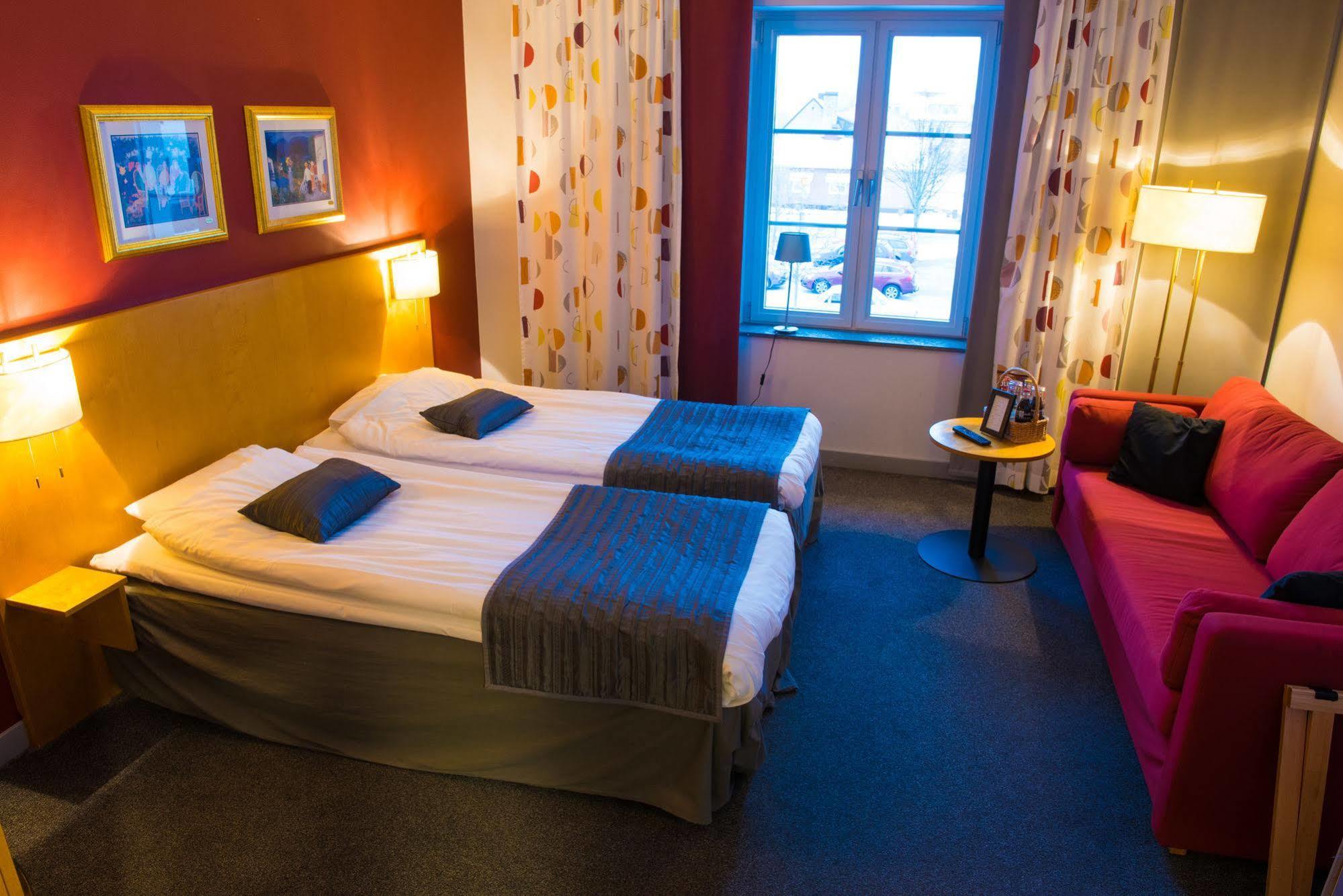 Lumber & Karle Hotel Kvanum Ngoại thất bức ảnh